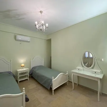 Mezapos Flora Villa
